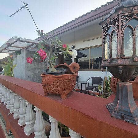 Hom Baan Chiang Mai Hotel Eksteriør billede