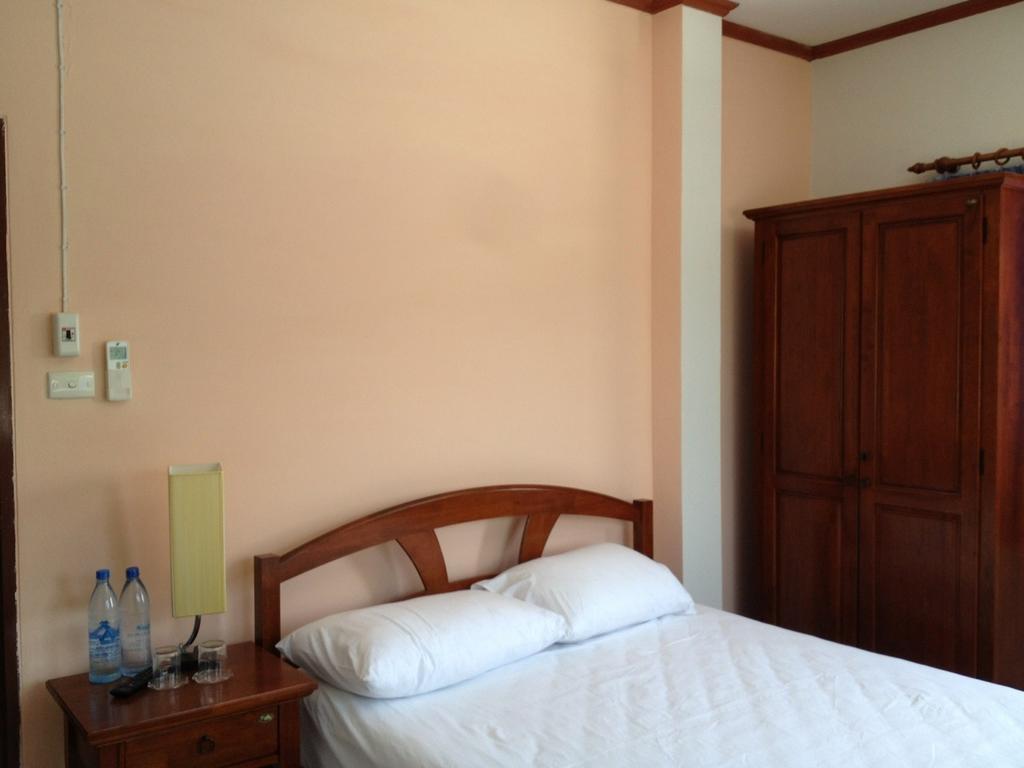 Hom Baan Chiang Mai Hotel Værelse billede