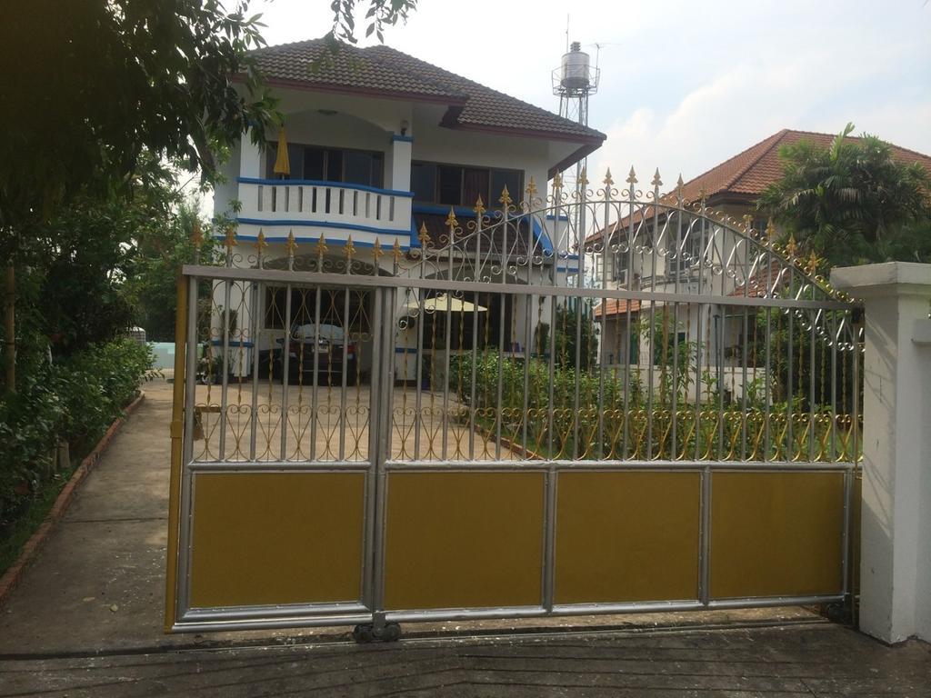 Hom Baan Chiang Mai Hotel Eksteriør billede